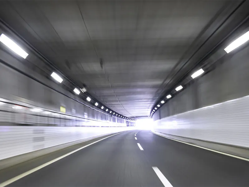 トンネル照明施設