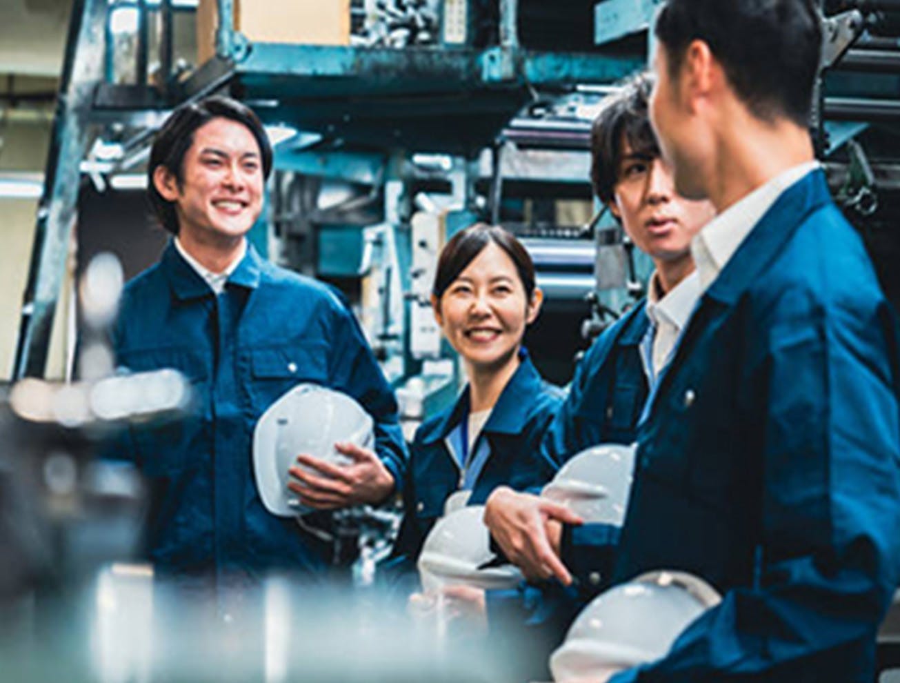 最新設備導入済みの職場で楽々♪少人数作業でオススメ！かんたんな金属加工のお仕事！