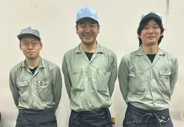 【未経験から「手に職」を。】飛行機エンジンブレードの製造スタッフ￤レア求人？！✨￤土日休み￤長期休暇アリ￤月収34万円可◎￤年収440万円可◎＜神奈川県横須賀市＞