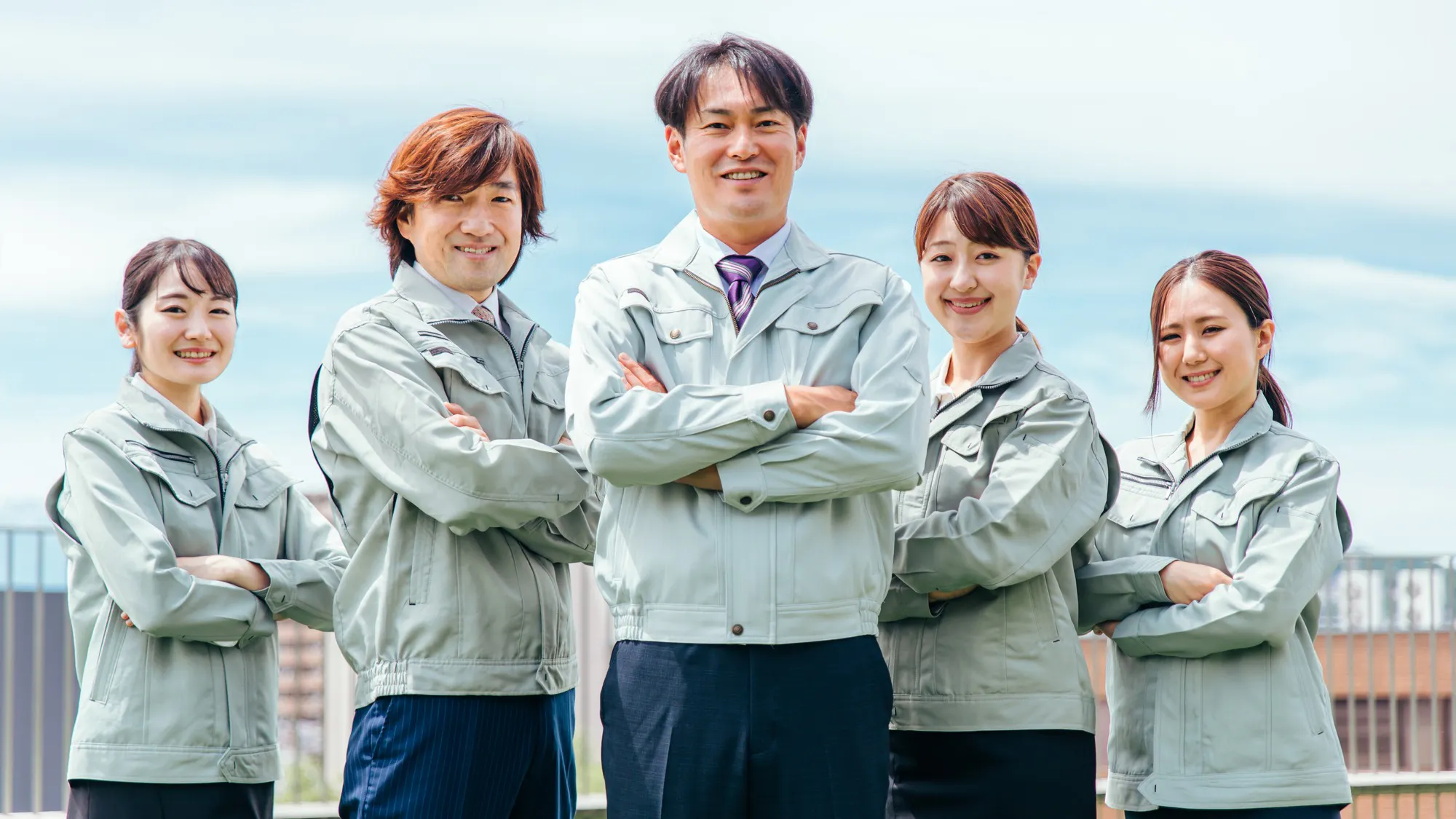 20代～50代の男女が活躍中の現場です