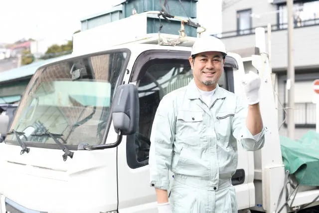 ≪寮完備・月収28万円・派遣社員≫化学系工場でのクレーン・フォー...