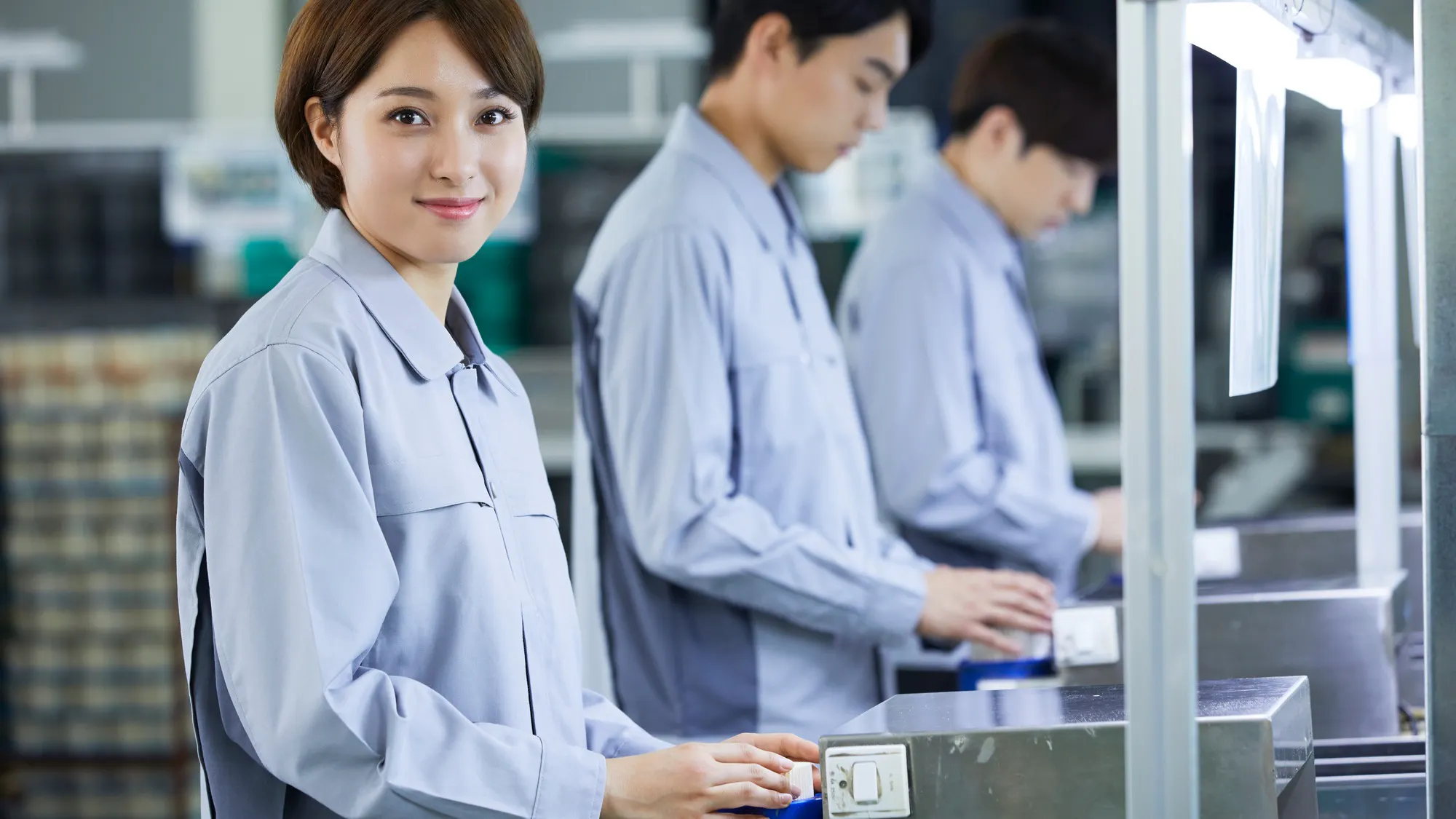 蛍光灯を製造します