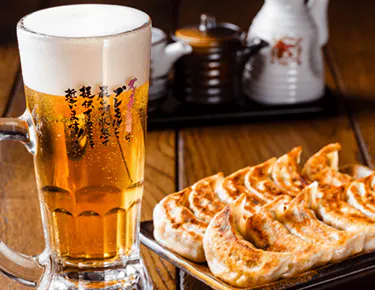 素材と火入れにこだわる『肉汁餃子のダンダダン』