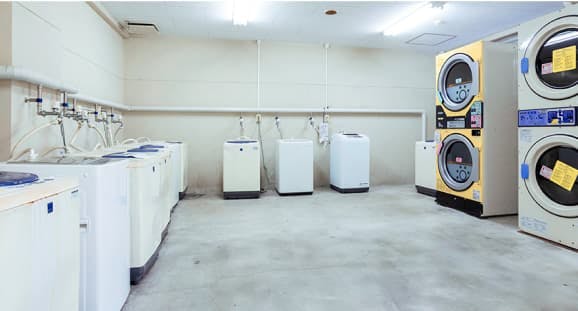 トヨタ期間工の寮のコインランドリー